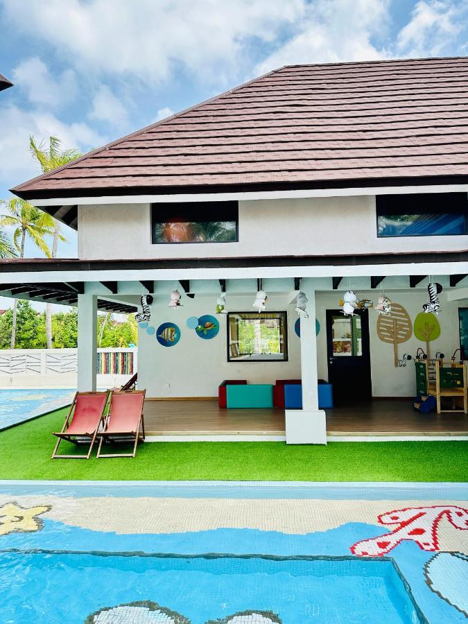 Oblu Xperience Ailafushi Hotel Male Exterior photo